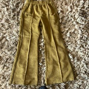 BDG small corduroy pants
